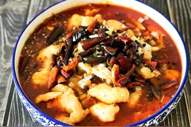 国庆节家宴菜家常版水煮鱼，麻辣鲜香不腥气，在家做出饭店味图片