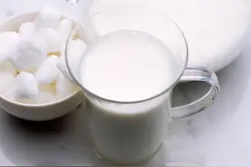 常喝牛奶与不喝牛奶的女人，身体有哪些区别？不了解的来看看图片