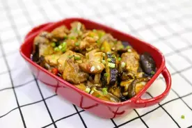 上班午餐，我最喜欢拿它当主菜，嫩滑入味，吃食堂的同事都馋哭了图片
