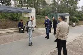 海门333路公交车开进绿地长岛啦图片