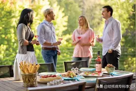 和肺结核患者一起吃饭会被传染吗？图片