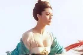 安禄山木瓜掷伤太真乳是何典故？是用力太猛的缘故吗？图片