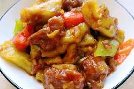 东北“有名”的8道炖菜，一口大铁锅，乱炖整个人间图片
