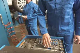 劳务协议书（律师起草范本）图片