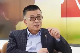 新冠病毒的白肺病人治愈后还能吹小号图片