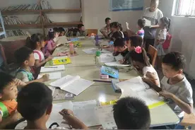 暑假办班发挥余热，可是被查了，退休教师究竟许不许有偿补课？图片