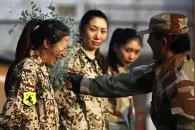 全球最美的6位女保镖，其中两位是中国人，你知道她们吗？图片
