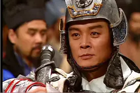 《三国演义》最帅演员洪宇宙，导演说他有贵族气质，真没说错图片
