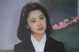女儿国国王上热搜，28到66岁没啥变化，网友：吃了唐僧肉吗？图片