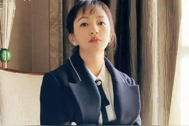 三线演员上位“华谊老板娘”,手握半个娱乐圈,如今豪门梦碎复出？图片