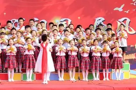 合出精彩！唱出力量！2020年陕西省中考作文《合唱》图片