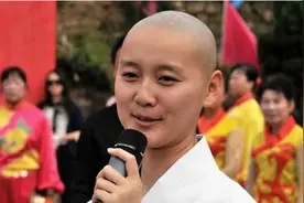 985高材生因佛祖托梦，毅然断发出家，12年过去，她仍不还俗图片