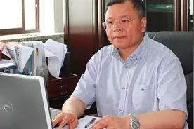 他宁愿离婚也要回中国，贡献有多大？美国专家：带给中国百年进步图片