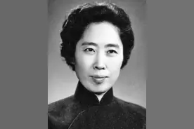 2006年王光美逝世，李讷泣不成声，叮嘱儿子：帮助刘源打理一切图片