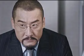 《寒战2》中惊人的隐藏细节，梁家辉演绎得天衣无缝图片