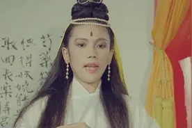 封神中，狐妖妲己故意勾引伯邑考时，伯邑考为什么就能忍得住图片