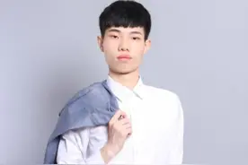 4AM：听说有人要在全网搞我？鲨鱼哟：大哥，我错了，别杀我图片