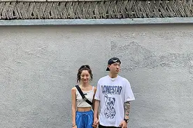 和男友的周末出街look，炸街去图片