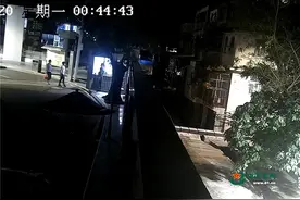 新一代霓虹灯下的哨兵丨面对走私分子只有一个答案：不行图片