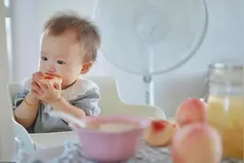 宝宝喝酸奶学问多，该不该给孩子喝酸奶？新手爸妈要清楚图片