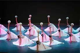泰达实验学校：“舞”彩童年，美轮美奂！图片