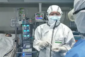ICU24小时：为了57位重症患者的生命，他们不舍昼夜图片