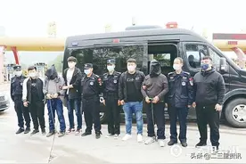 辽宁警方十九年追凶不辍，一家三口被杀案终告破图片