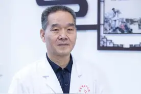 “渭南名中医”、市第二医院中医科副主任医师李治国：平凡医者写就多彩人生图片