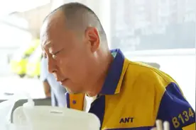 曾经的风光，黑老大出狱后生活艰难，穷困潦倒视频封面