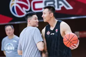 CBA3消息！山西有意詹姆斯前队友，杜锋迎回易建联，新赛季4外援图片