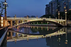 宝成桥美景图说图片