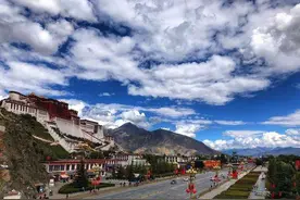 去西藏旅游的游客忍不住想洗澡，导游：多脏都不能洗图片
