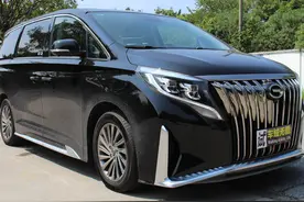 试驾“中国版埃尔法”：20万的传祺M8，凭啥成最火国产高端MPV？图片