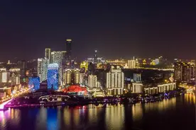 柳州耗费数十亿元修建的景区，至今多少游客愿意来图片