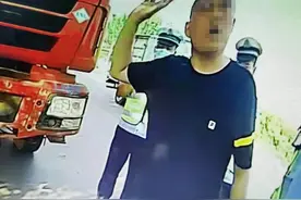 平山：货车拒过磅，车主阻碍民警执行公务被拘留图片