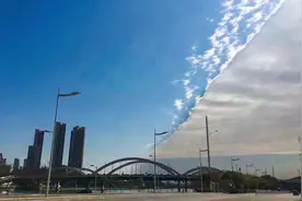 广东多地出现“阴阳天”现象，天空被分割成两半，会是不祥之兆吗图片
