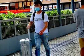深圳打工仔：顶着太阳找工作比进厂上班累多了，可惜好厂不容易找图片