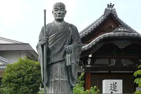 神佛习合影响下的日本，宗教信仰多重，共生共存，互不排斥图片