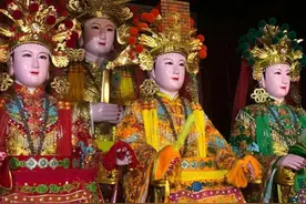 雷州夏江天后宫，同庙确供奉着七尊妈祖神像图片
