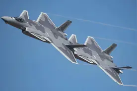中国跨过战略空军门槛，距离美俄只差一机型，比歼20威力大得多图片