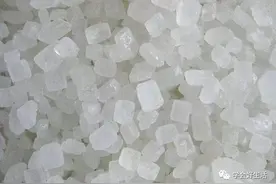 为何冰糖里总放一根白线？是卫生不达标还是故意放的？图片