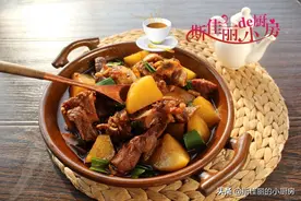 天冷就馋这些炖菜，荤素搭配，驱寒又养人，回回吃个精光连汁不剩图片
