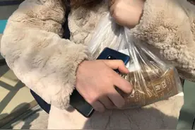 90后姑娘春节跟男朋友回河南见家长，不料返程途中被感染图片