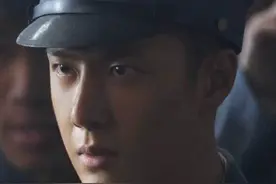 《抉择》开播，王一博饰演蒋先云受关注，情绪层层递进有感染力图片