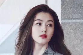 野蛮女友全智贤这是怎么了？整个人面黄肌瘦，真的和老公离婚了？图片