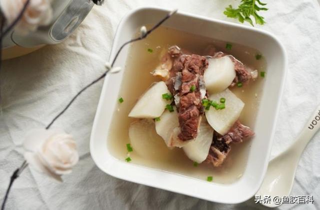 鸡骨草煲鸡花胶 2026年鸡骨草煲鸡花胶汤的做法