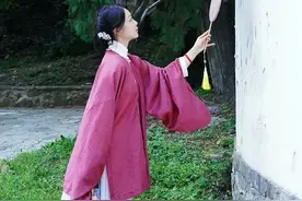汉服：一场亚文化的破圈逆袭图片