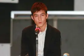 陈冠希事件内幕被曝：道歉会后被人“塞”进后备箱，迅速逃往国外图片