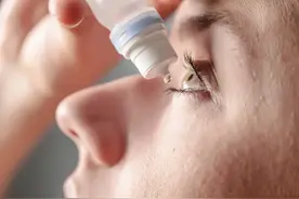 眼睛干涩、红血丝怎么办？眼药水不能随便滴，这4点要注意了图片