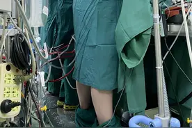 手术室里的医生不穿内裤？患者要全裸？医生告诉您真相图片